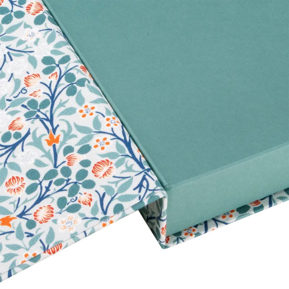 Box A5 Clover by The William Morris Society