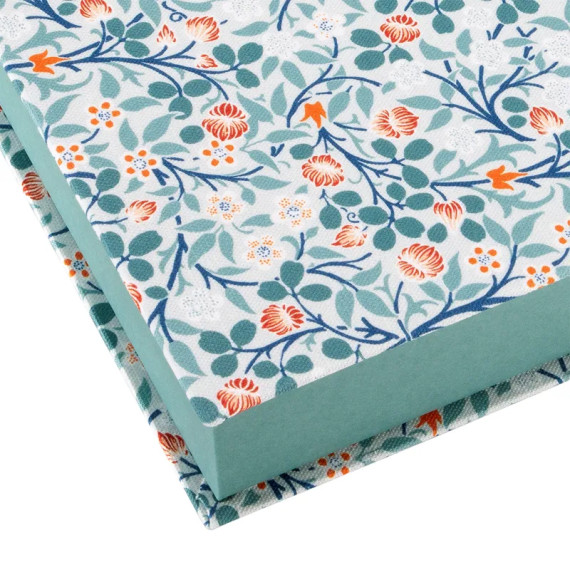 Box Square Clover by The William Morris Society