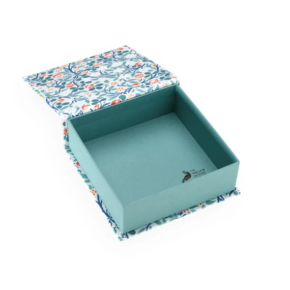 Box Square Clover by The William Morris Society
