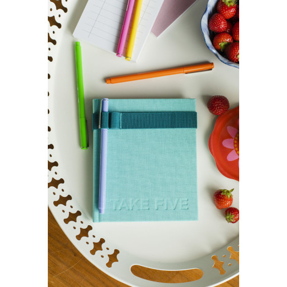 TAKE FIVE - journal for daglige refleksjoner - Crystal Blue