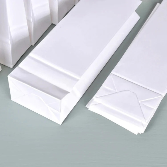 Gavepose 8pk ∙ 8*22cm ∙ HVIT